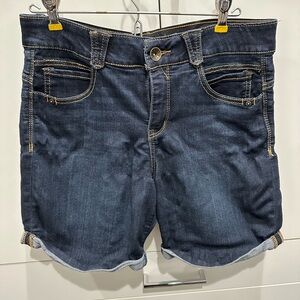Democracy size 10 jeans shot